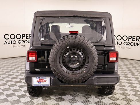 Used 2023 Jeep Wrangler Sport image 19