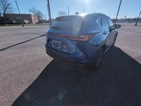 Used 2025 Lexus NX 350 AWD image 3