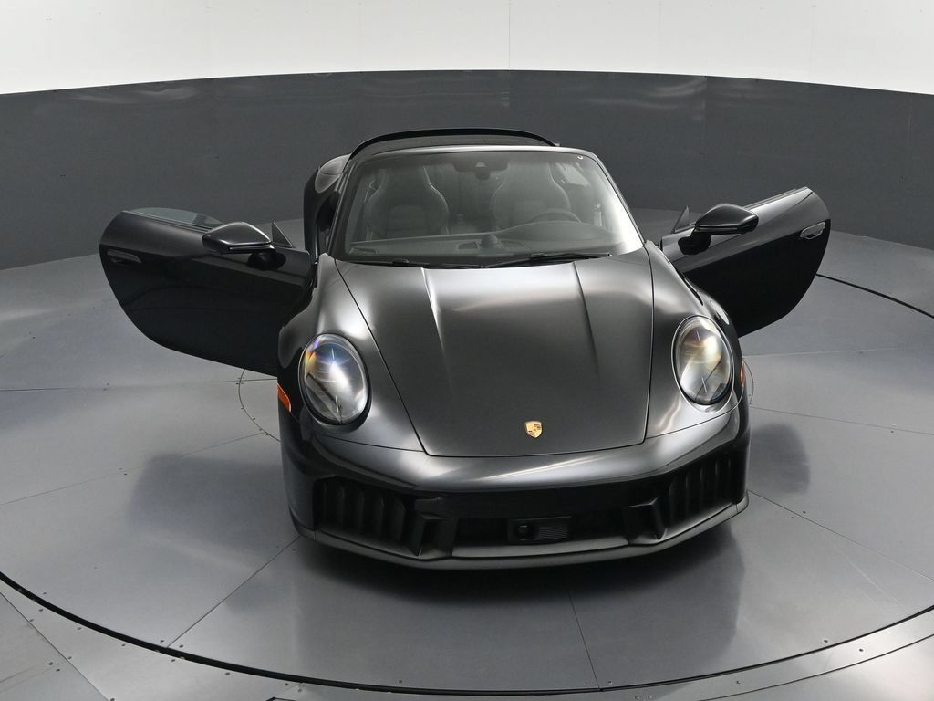 Certified 2026 Porsche 911 Carrera 4 GTS AWD/4WD image 33