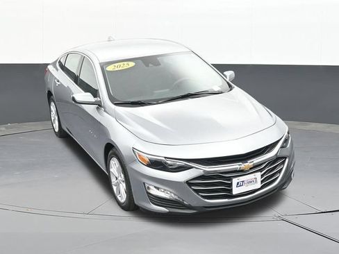 Used 2025 Chevrolet Malibu LT FWD image 61