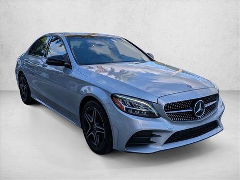 Used 2021 Mercedes-Benz C 300 4MATIC Sedan image 3