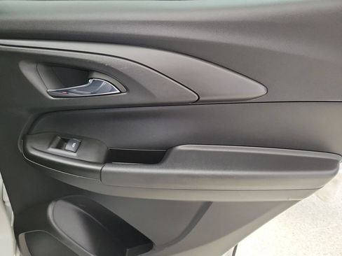 Used 2023 Chevrolet TrailBlazer LT FWD image 19