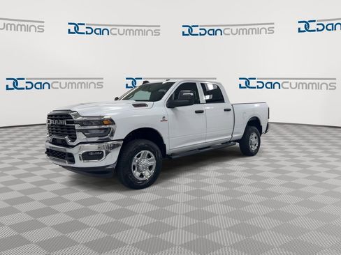 New 2026 RAM 2500 Tradesman AWD/4WD image 4