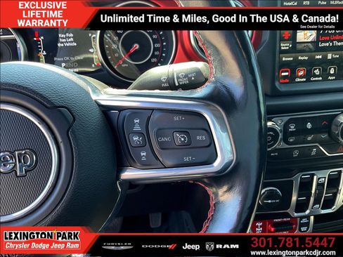 Used 2021 Jeep Wrangler Unlimited Rubicon AWD/4WD image 12