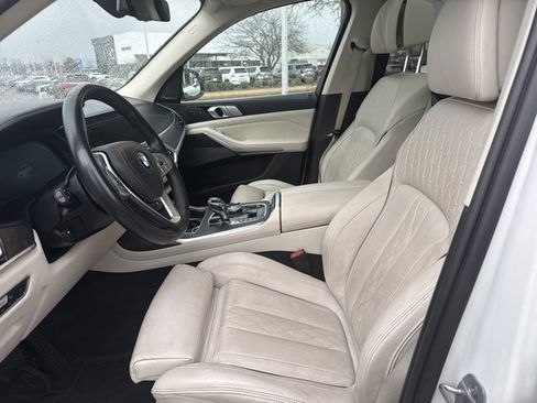 Used 2022 BMW X7 xDrive40i w/ Executive Package image 10