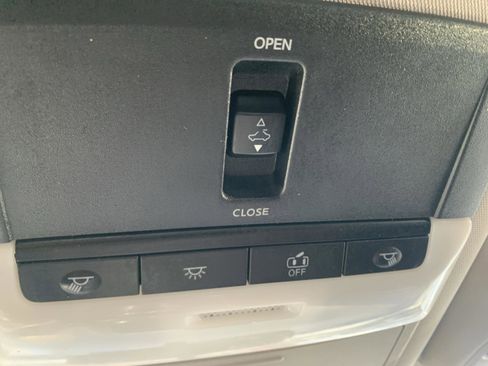 Used 2021 Nissan Altima 2.5 SR w/ SR Premium Package image 23