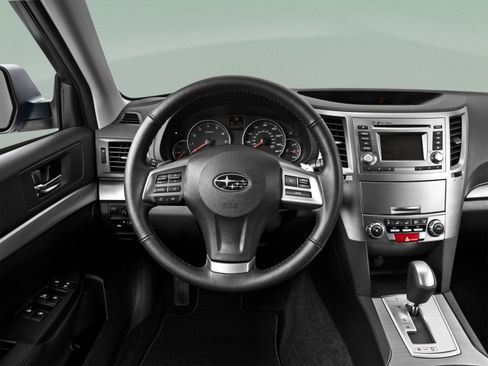 Used 2014 Subaru Outback 2.5i Limited w/ Moonroof Package AWD/4WD image 45