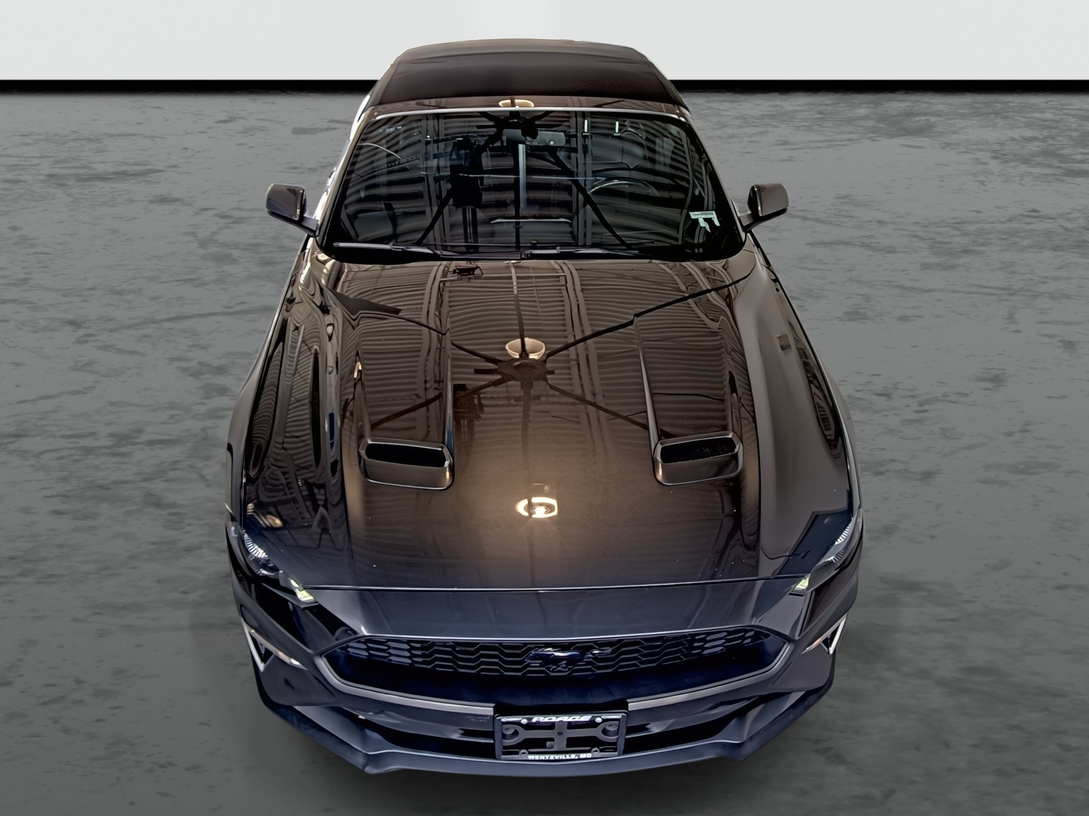 Used 2019 Ford Mustang Premium w/ Black Accent Package RWD image 6