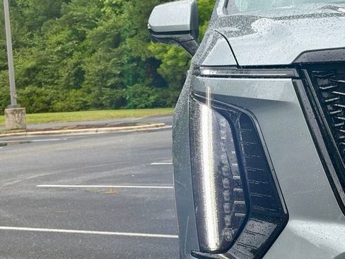 Certified 2025 Cadillac Escalade Sport Platinum AWD/4WD image 13
