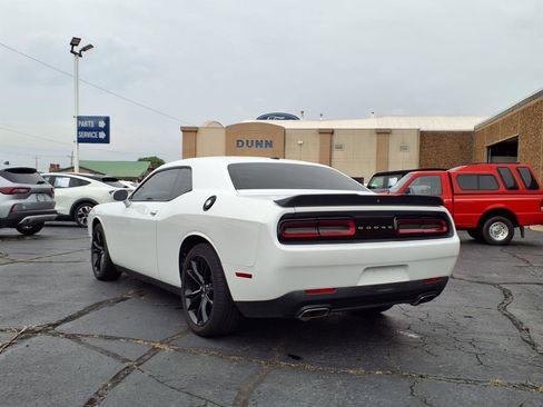Used 2018 Dodge Challenger SXT w/ Blacktop Package RWD image 14
