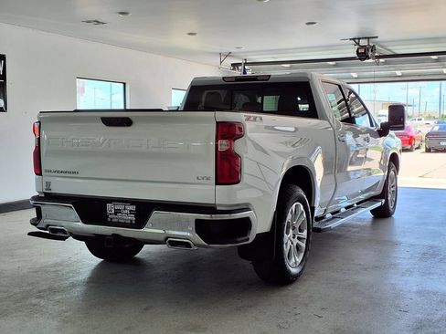 Used 2024 Chevrolet Silverado 1500 LTZ AWD/4WD image 3
