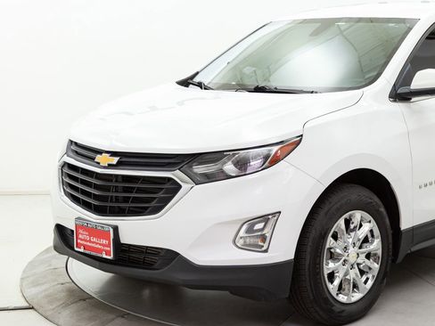 Used 2019 Chevrolet Equinox LT image 9