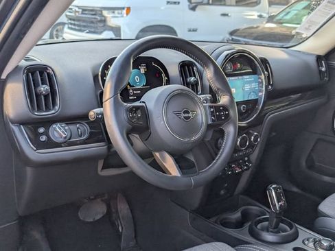 Used 2024 MINI Cooper Countryman S FWD image 4