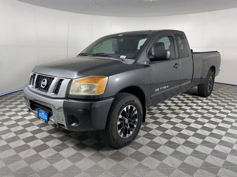 Used 2008 Nissan Titan SE AWD/4WD image 1