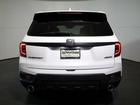Used 2023 Honda Passport EX-L image 10