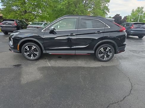 Used 2023 Mitsubishi Eclipse Cross AWD image 4