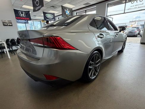Used 2018 Lexus IS 300 F Sport w/ F Sport Package RWD image 14