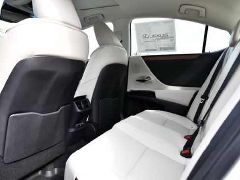 New 2025 Lexus ES 350 w/ Premium Package image 18