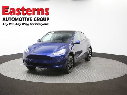 Used 2021 Tesla Model Y Long Range AWD/4WD image 46