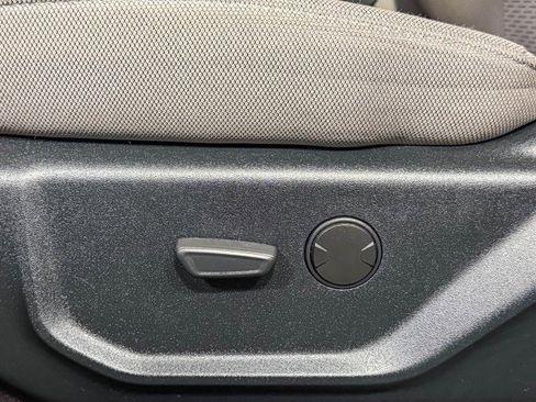 Used 2020 Ford F350 XLT w/ XLT Premium Package image 31