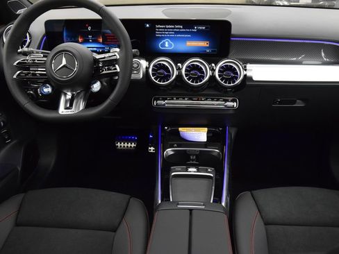 New 2026 Mercedes-Benz GLB 35 AMG 4MATIC image 19