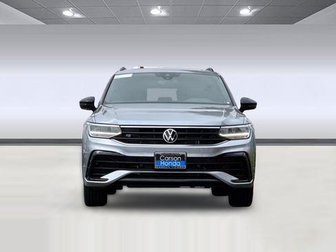 Used 2022 Volkswagen Tiguan SE R-Line AWD/4WD image 5