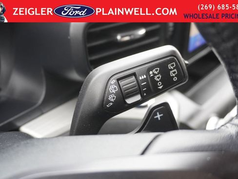 Used 2020 Ford Explorer XLT w/ Comfort Package image 27