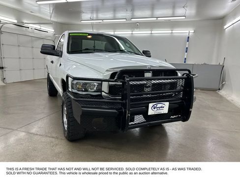 Used 2004 Dodge Ram 2500 Truck SLT w/ Off-Road Group AWD/4WD image 3