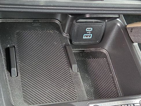 Certified 2025 Ford Bronco Badlands AWD/4WD image 19