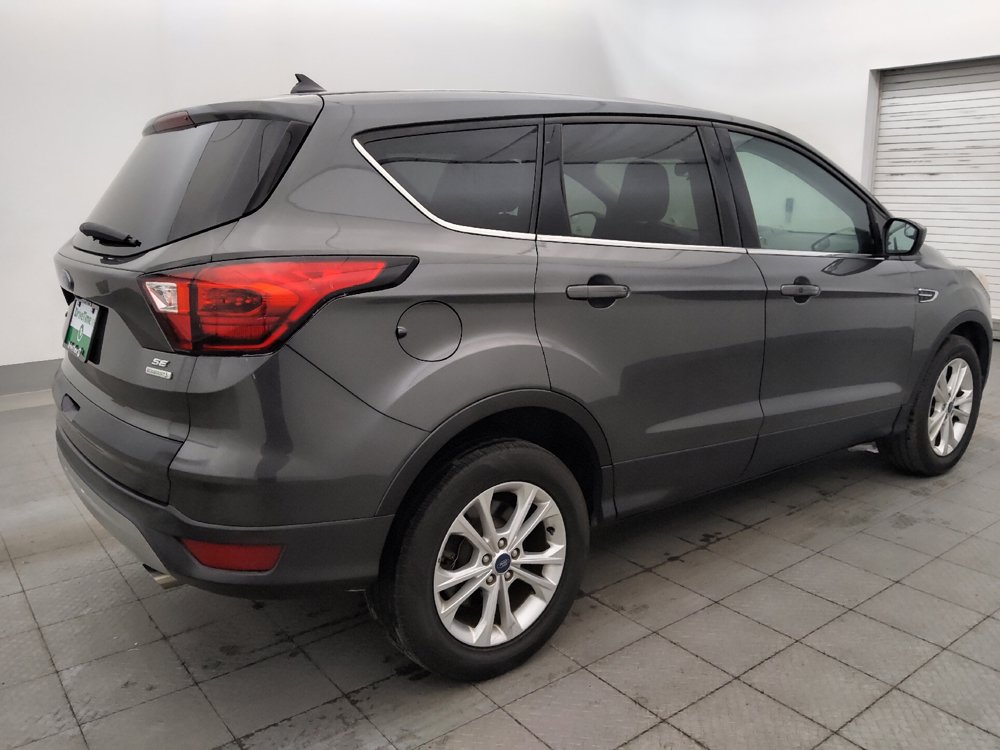 Used 2019 Ford Escape SE FWD image 10