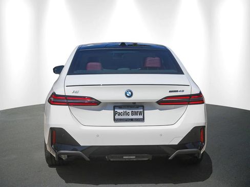 New 2027 BMW i5 eDrive40 w/ M Sport Package RWD image 5