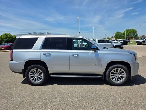 Used 2018 GMC Yukon SLT w/ Open Road Package AWD/4WD image 8