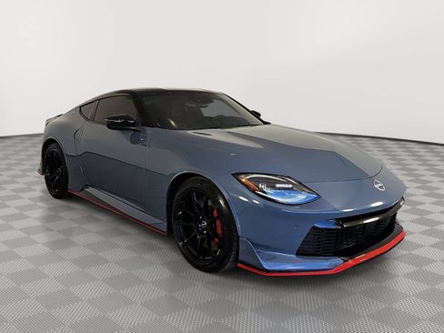 Used 2024 Nissan Z NISMO w/ Floor Mat Package RWD image 2