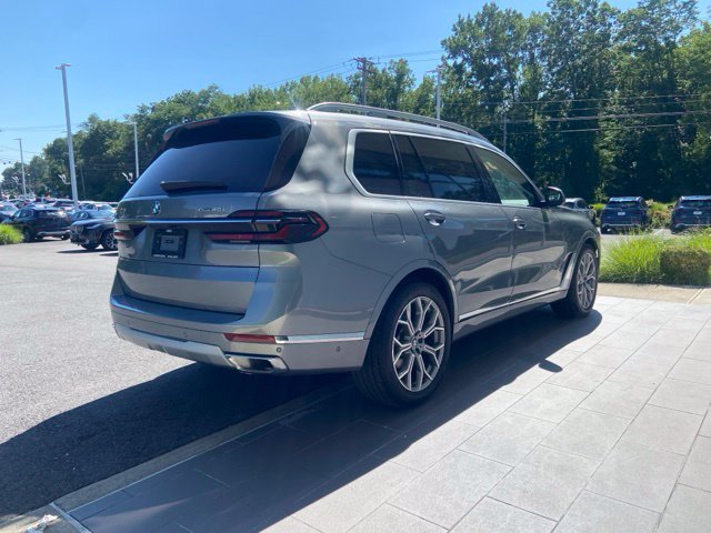 Used 2024 BMW X7 xDrive40i w/ Premium Package AWD/4WD image 7