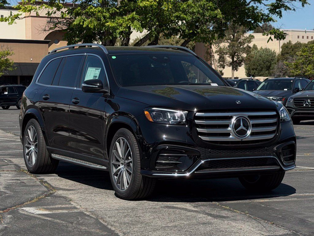 New 2026 Mercedes-Benz GLS 580 4MATIC image 6
