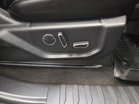 Used 2017 Ford F250 Lariat w/ Lariat Value Package image 74