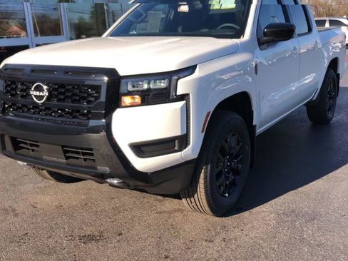 New 2026 Nissan Frontier SV w/ SV Convenience Package AWD/4WD image 4