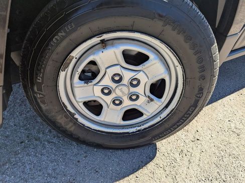 Used 2014 Jeep Patriot Sport image 24