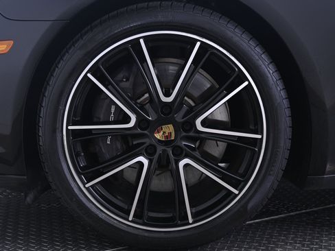 Certified 2020 Porsche Panamera RWD image 11