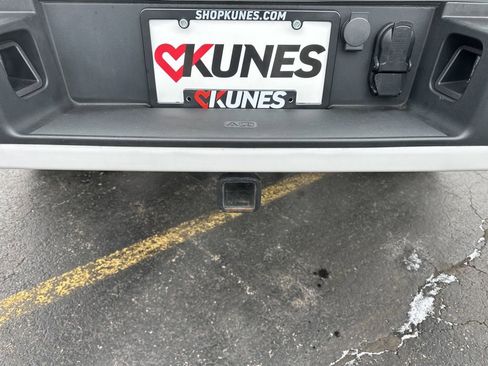 Used 2024 Ford F150 XLT image 10