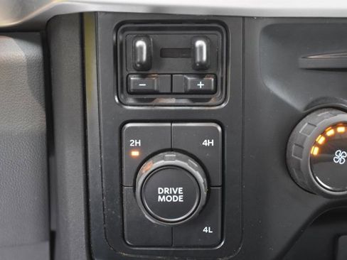 Used 2023 Ford F250 XLT image 29