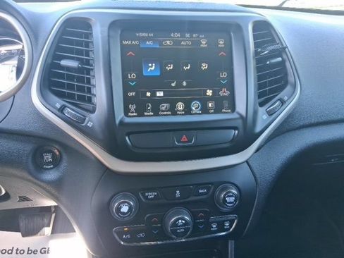 Used 2016 Jeep Cherokee Limited AWD/4WD image 19