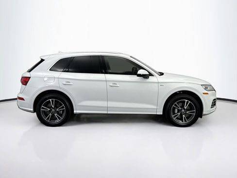 Used 2020 Audi Q5 e Premium w/ Convenience Package image 4