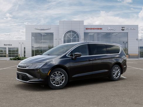 New 2027 Chrysler Pacifica Select AWD/4WD image 28