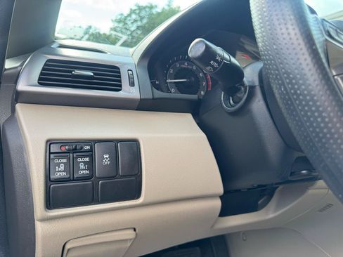 Used 2013 Honda Odyssey EX image 18