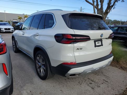 Used 2025 BMW X5 xDrive40i w/ Parking Assistance Package image 4