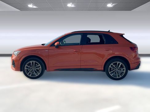 Certified 2022 Audi Q3 2.0T Premium w/ Black Optic Sport Package image 2