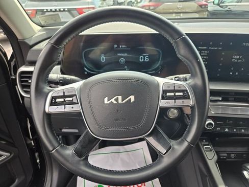 Used 2025 Kia Telluride S AWD/4WD image 31