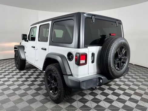 Used 2022 Jeep Wrangler Unlimited Sport AWD/4WD image 8