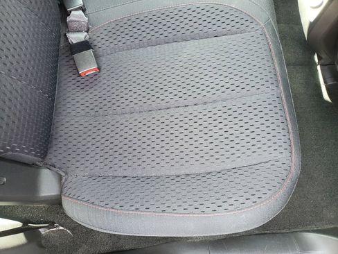 Used 2015 Chevrolet Equinox LS image 31